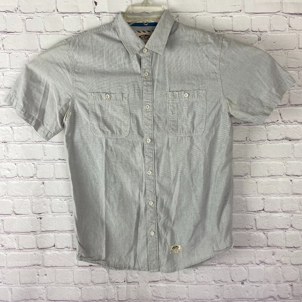Vans Men's Light Gray Button Down Short Sleeve Shirt. Size. Small